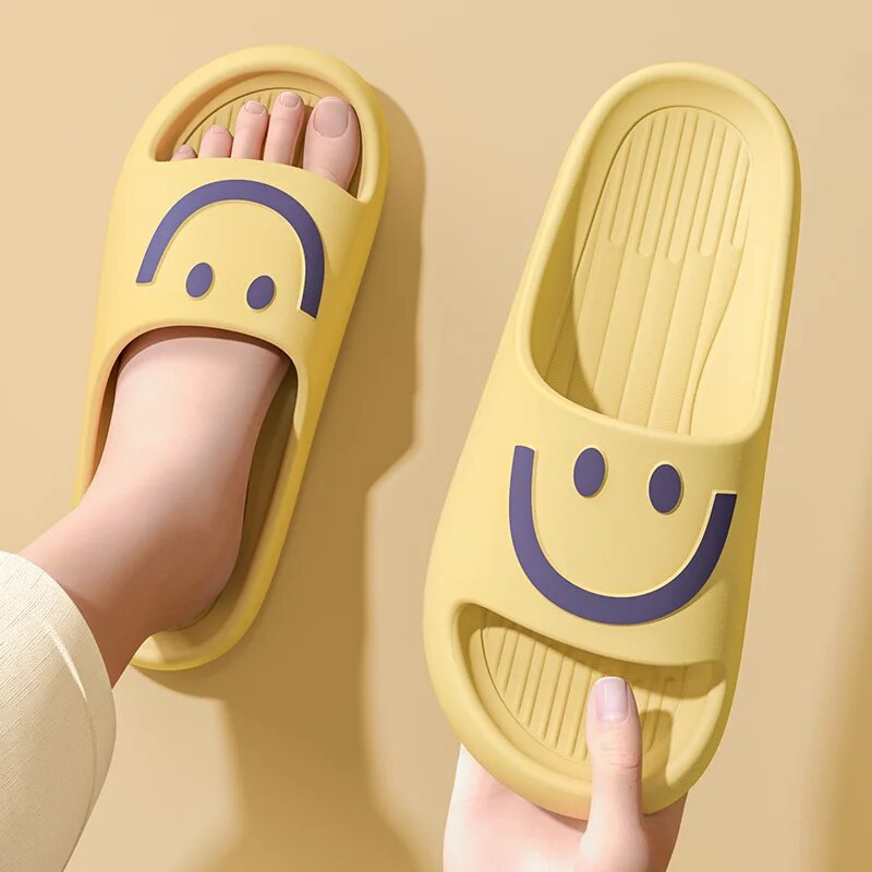 Smiley Face Cloud Slippers Wom - Mule Slip On ulasan dan harga